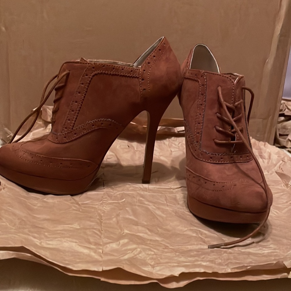 Forever21 suede lace up booties